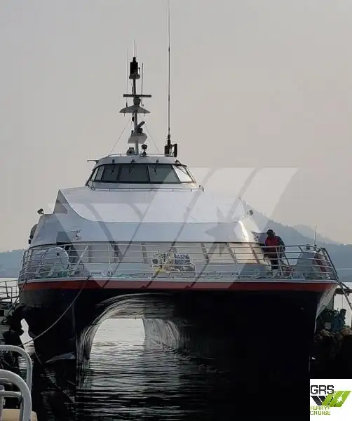 Kapal pesiar untuk dijual