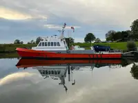 Kapal survei dijual