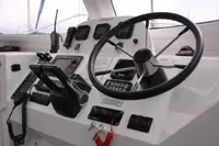 Kapal penyelamat untuk dijual