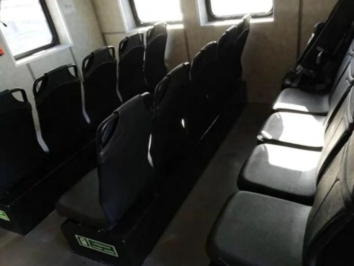 Kapal kru untuk dijual