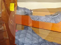 Kapal pengangkut ikan hidup untuk dijual