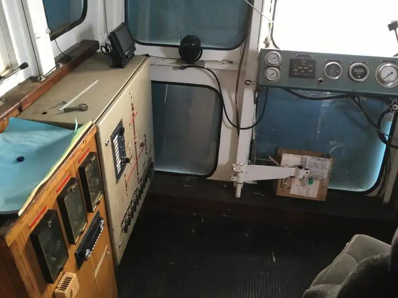 Kapal keruk untuk dijual