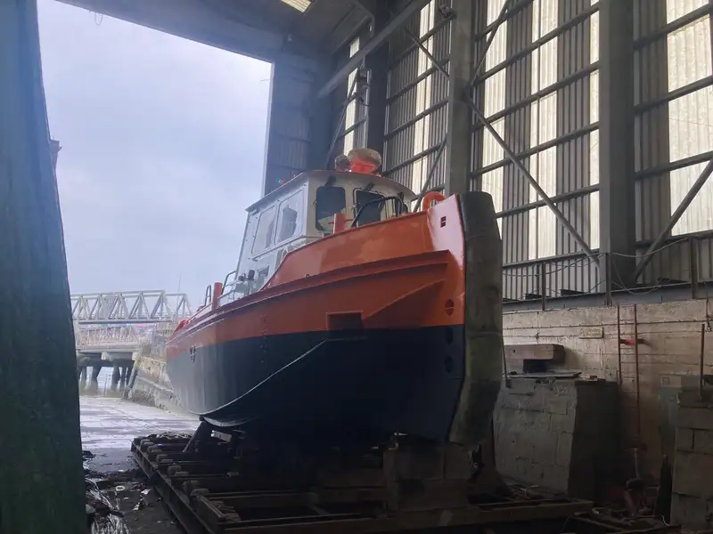 Kapal tunda untuk dijual