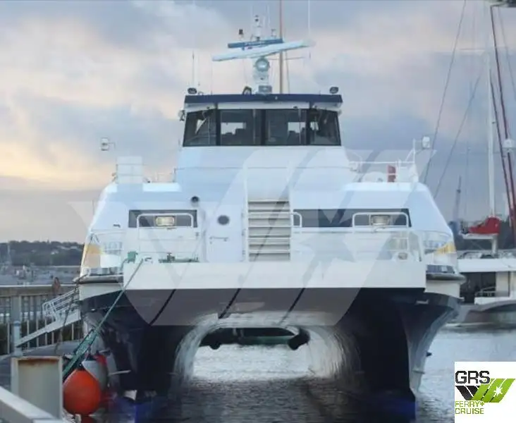 Kapal pesiar untuk dijual