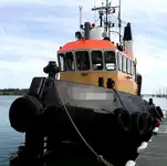Kapal penarik dijual