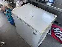 Ponton untuk dijual