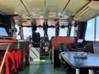 Kapal survei untuk dijual