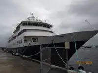 Kapal penumpang untuk dijual