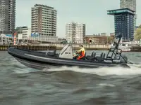 Perahu karet kaku untuk dijual