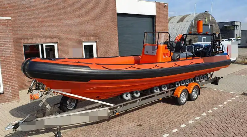 Perahu karet kaku untuk dijual