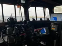Kapal kru untuk dijual