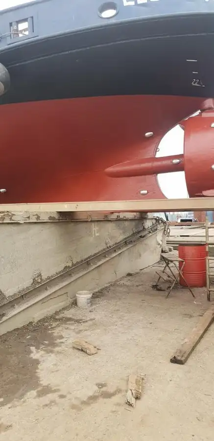 Kapal tunda untuk dijual