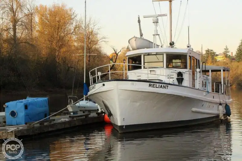 Kapal feri untuk dijual
