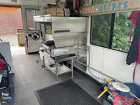 Katamaran untuk dijual