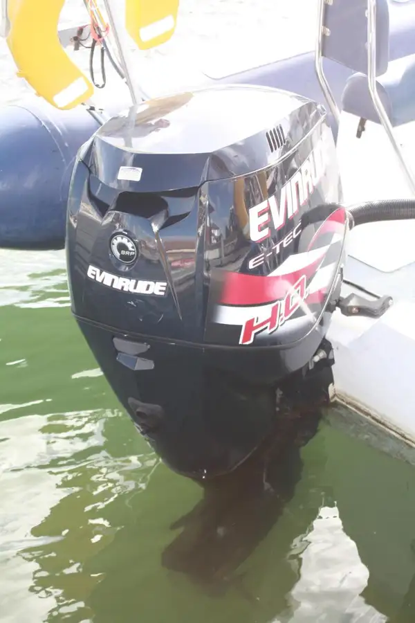 Perahu karet kaku untuk dijual