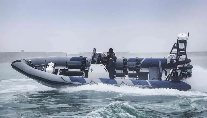 Perahu karet kaku untuk dijual