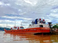 Kapal pendarat, tank untuk dijual