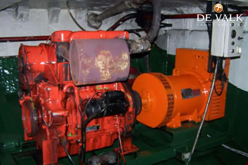 Kapal feri untuk dijual