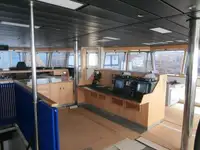 Kapal kontainer untuk dijual