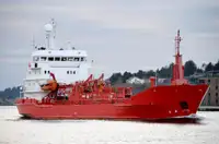 Oil/Chemical tanker dijual