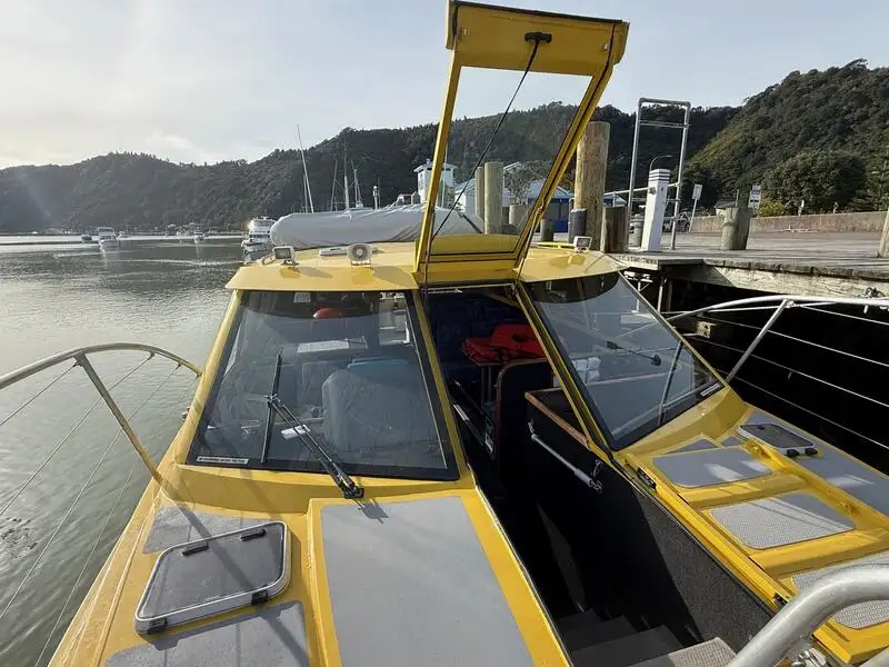 Kapal pesiar untuk dijual