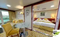 Kapal pesiar untuk dijual