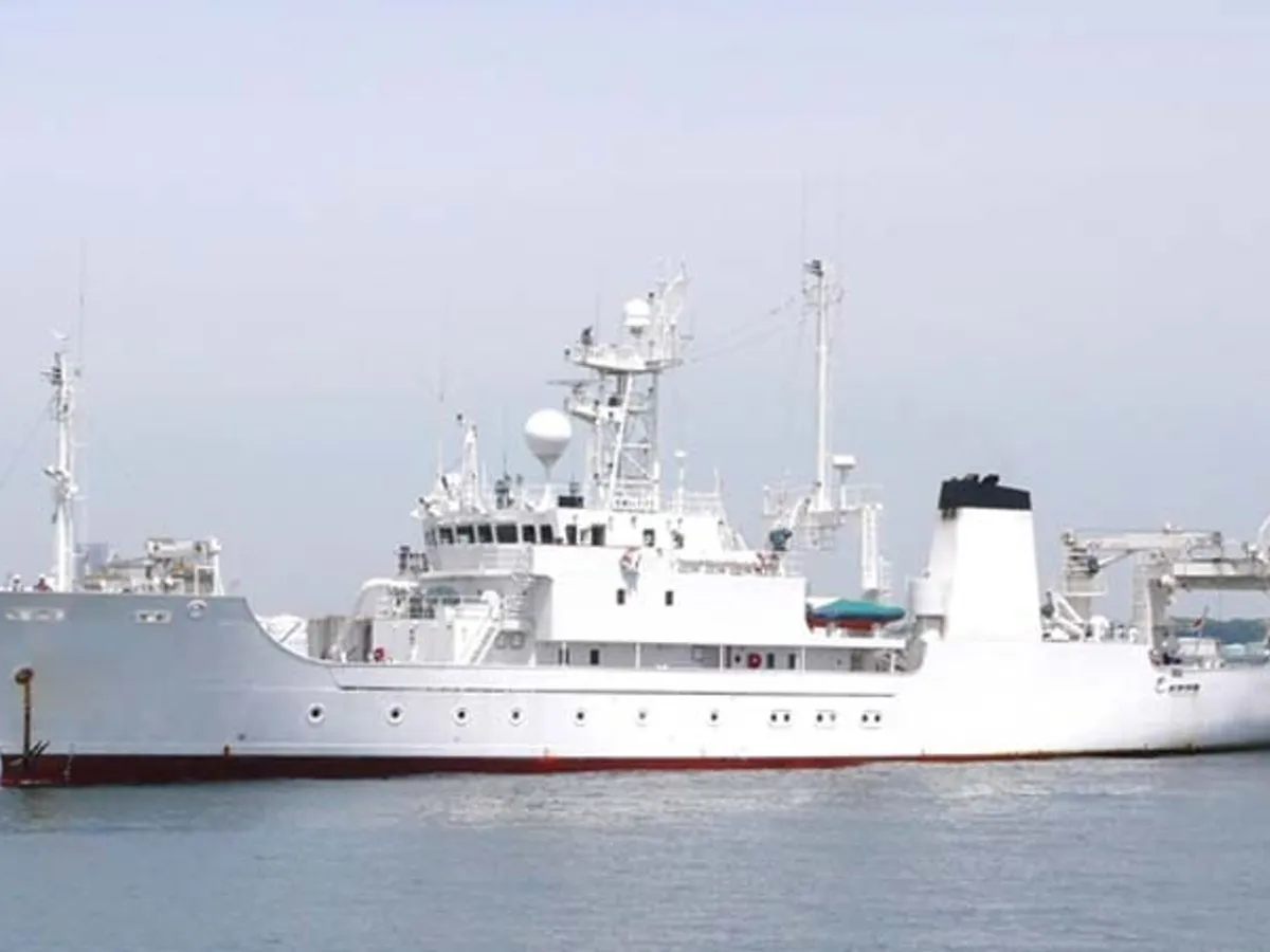 Kapal penelitian untuk dijual