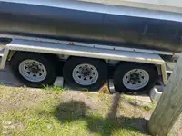 Ponton untuk dijual
