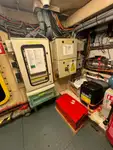 Kapal kru untuk dijual