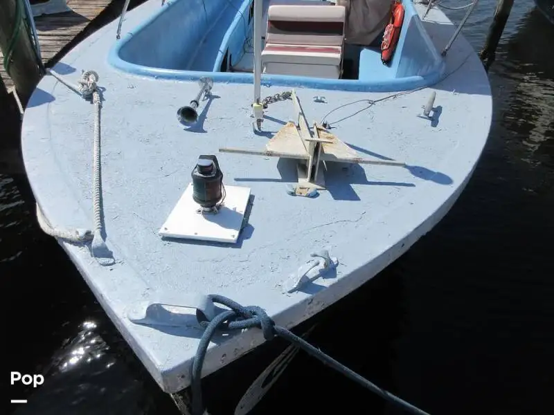Kapal pesiar-feri untuk dijual