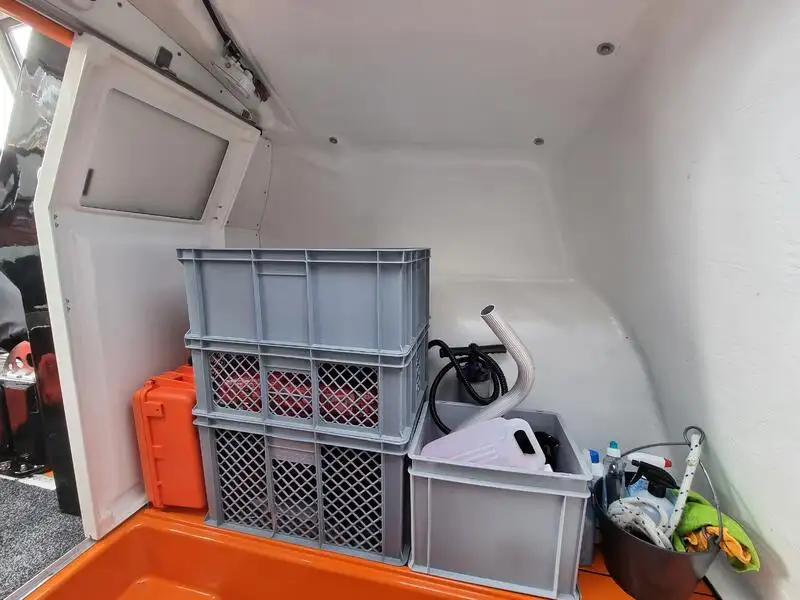 Kapal kontainer untuk dijual
