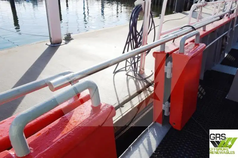 Kapal survei untuk dijual