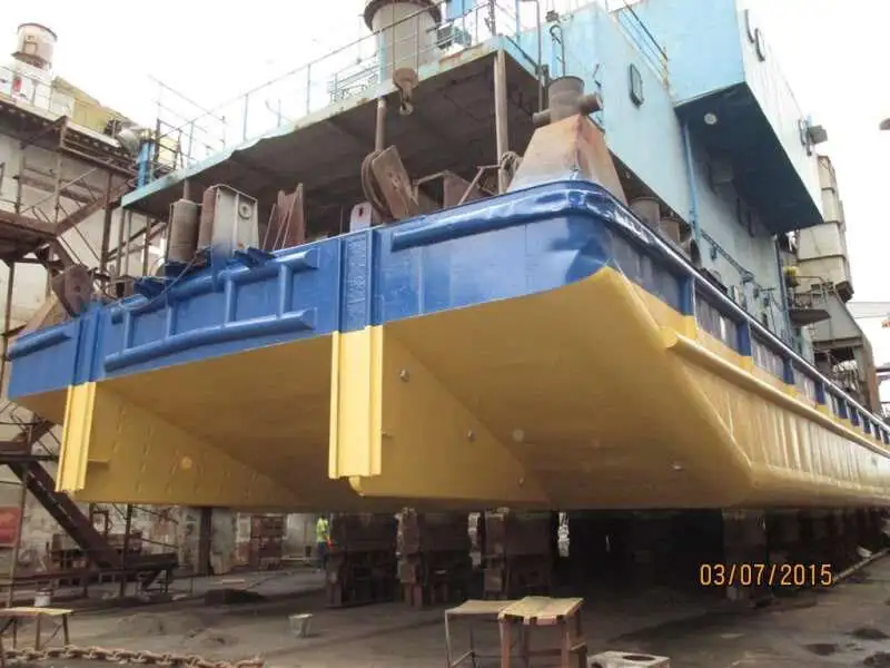 Kapal keruk untuk dijual