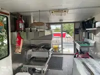Katamaran untuk dijual