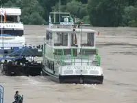 Kapal pesiar untuk dijual