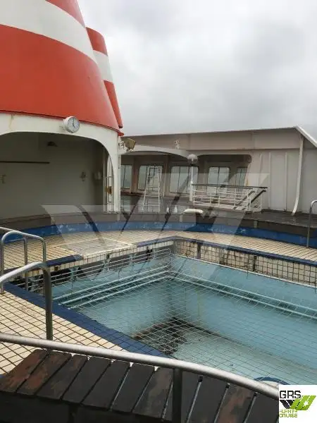 Kapal pesiar untuk dijual