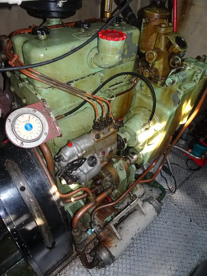 Kapal tunda untuk dijual
