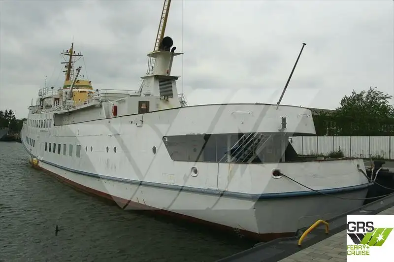 Kapal pesiar untuk dijual
