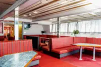 Kapal penumpang dijual