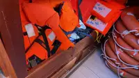 Kapal feri untuk dijual