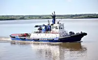 Kapal penarik dijual