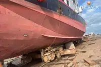 Kapal feri untuk dijual