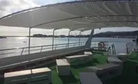 Kapal feri untuk dijual