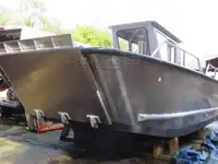 Kapal feri dijual