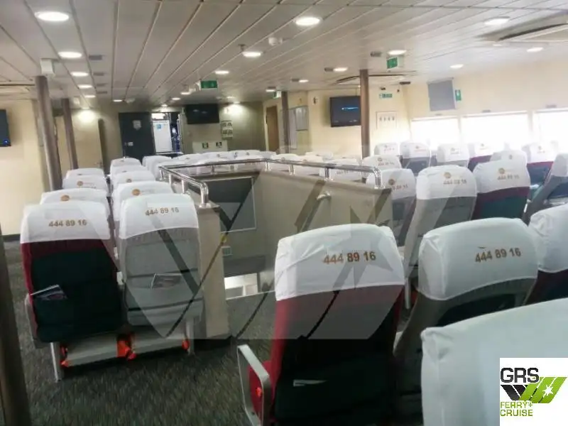 Kapal pesiar untuk dijual