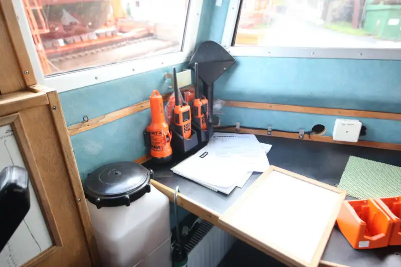 Kapal feri untuk dijual