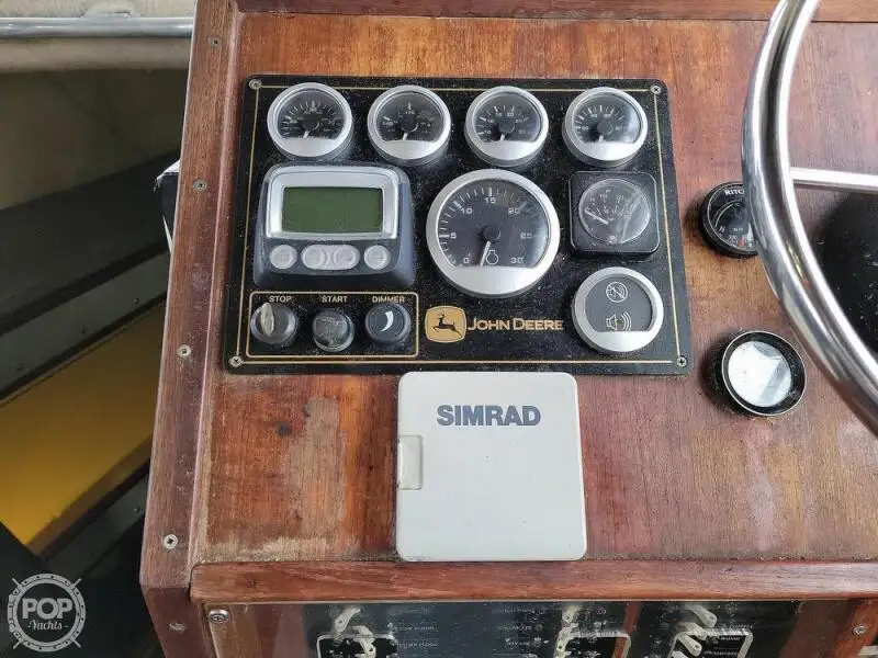 Sekoci penyelamat untuk dijual