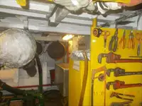 Kapal kru untuk dijual