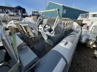 Perahu karet kaku untuk dijual