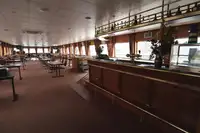 Kapal penumpang dijual